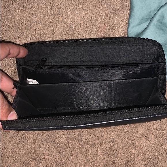 Wallet - Picture 3 of 3